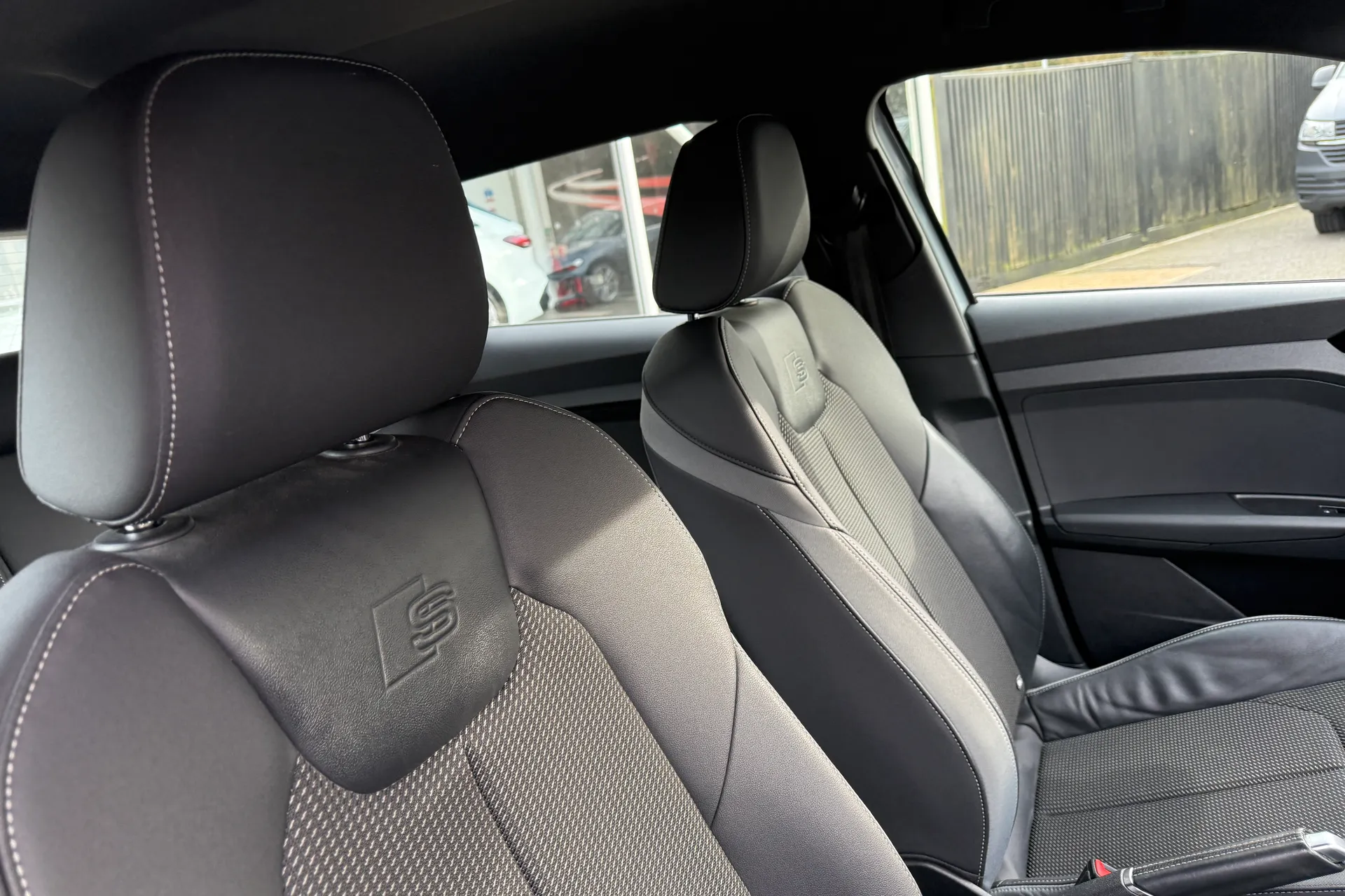 Audi A1 thumbnail image number 25