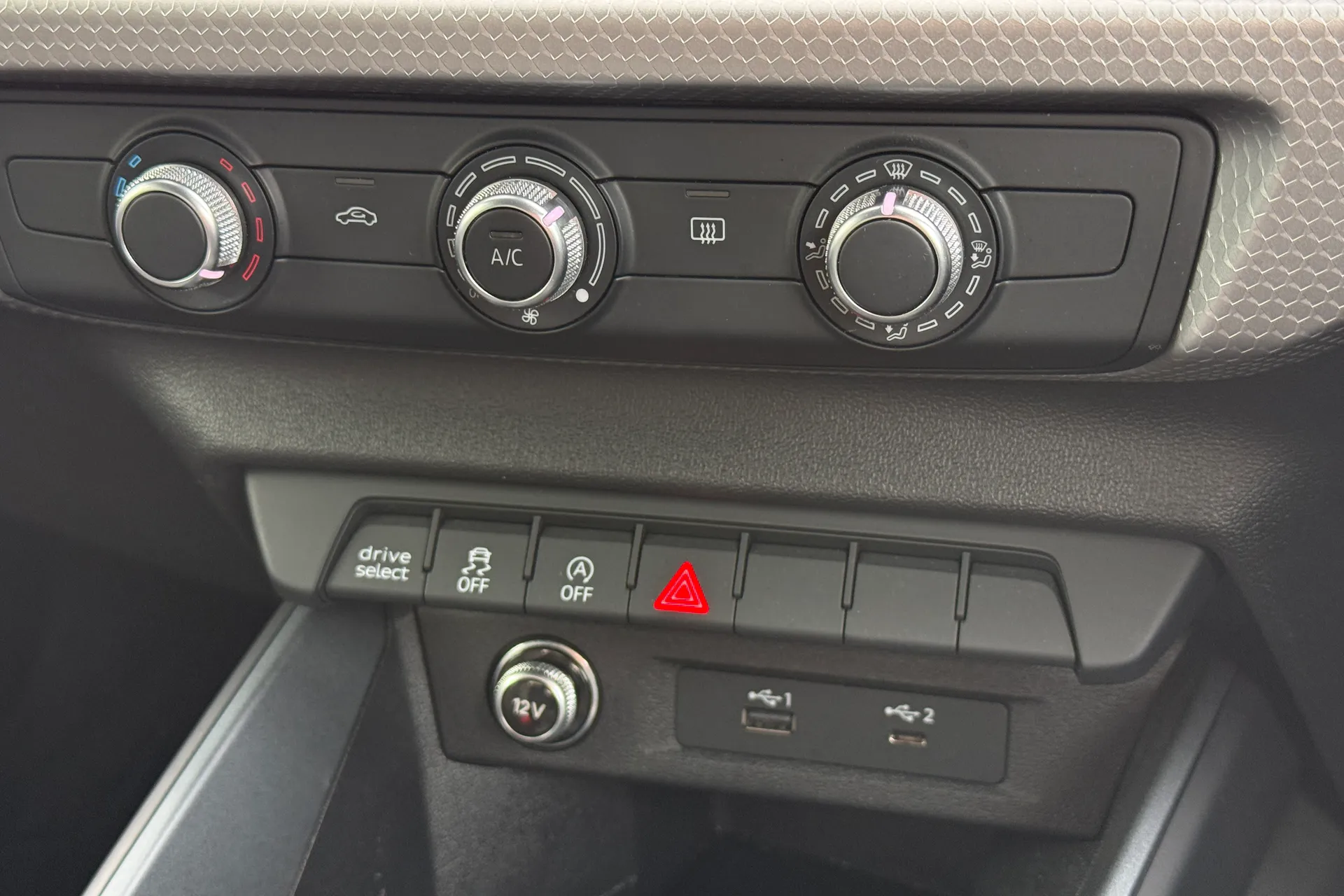 Audi A1 thumbnail image number 11