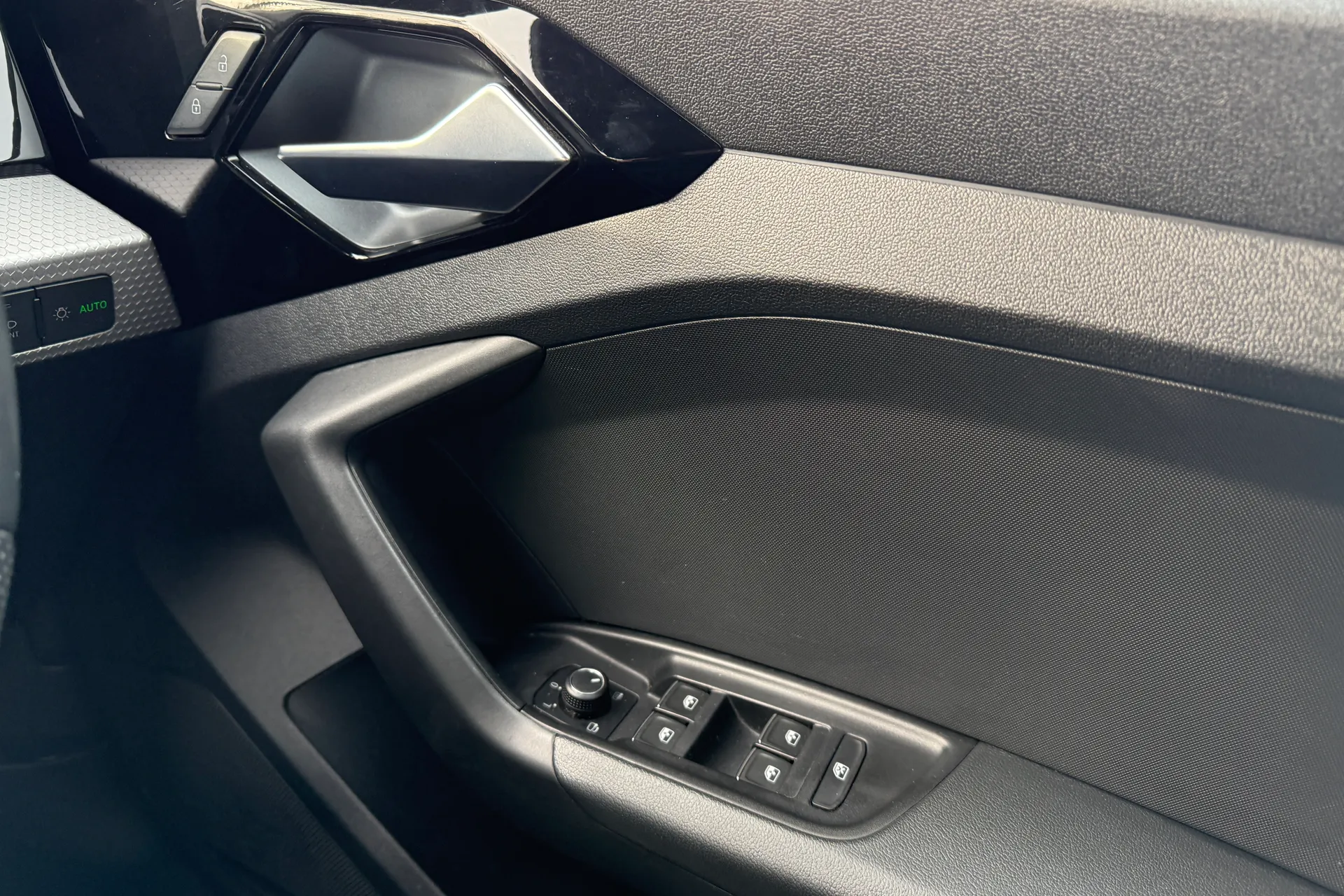 Audi A1 thumbnail image number 17