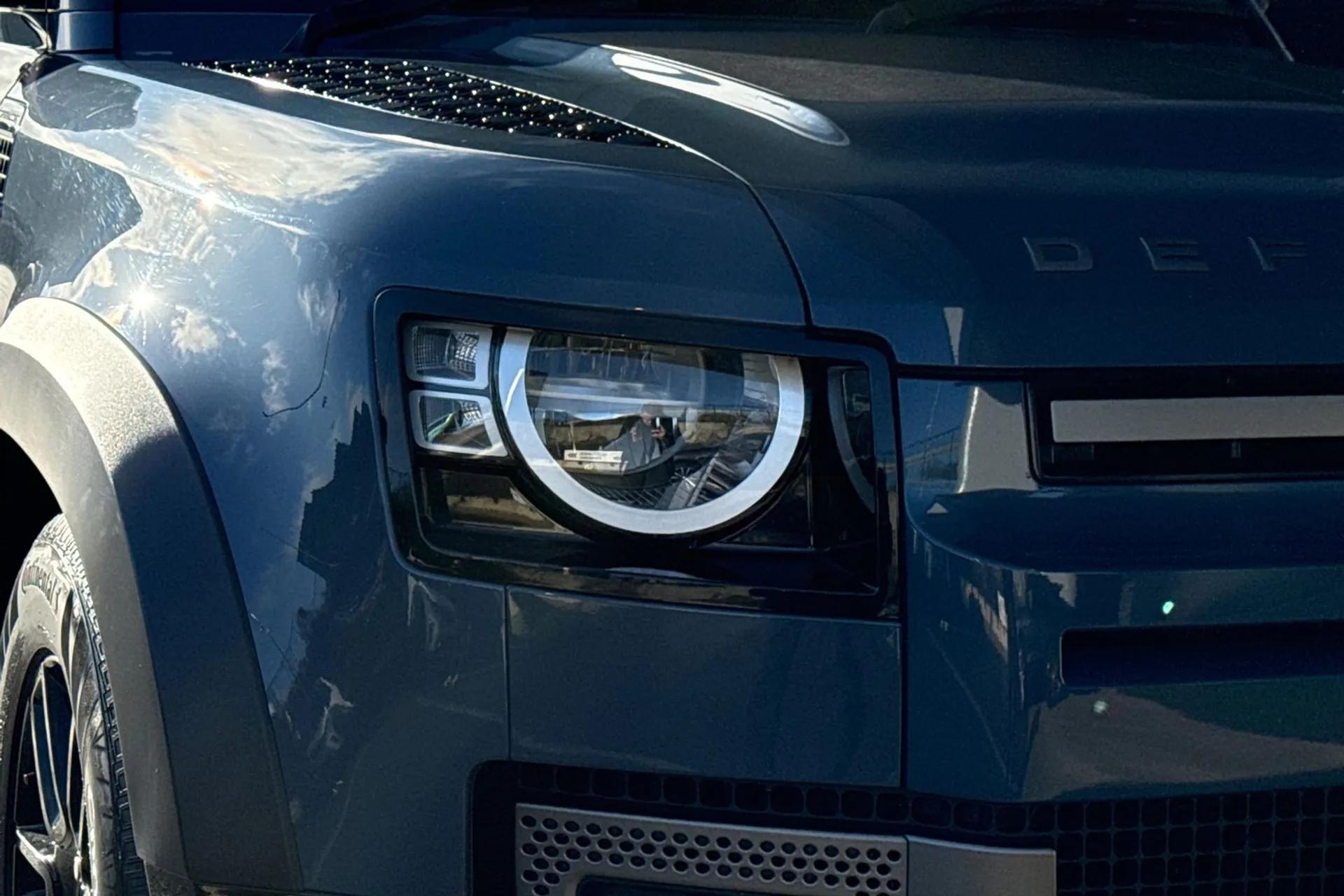 LAND ROVER DEFENDER thumbnail image number 29