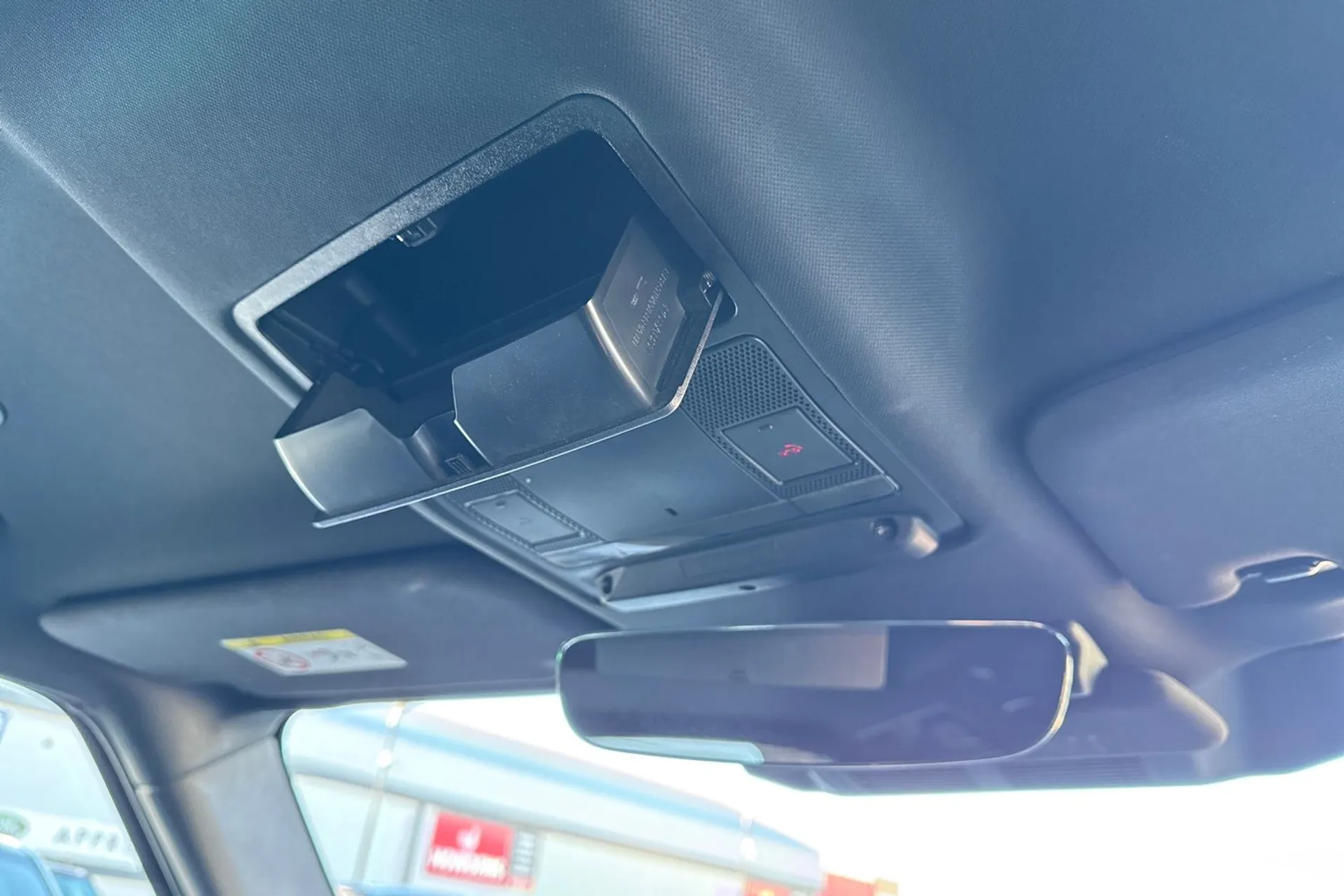 LAND ROVER DEFENDER thumbnail image number 49