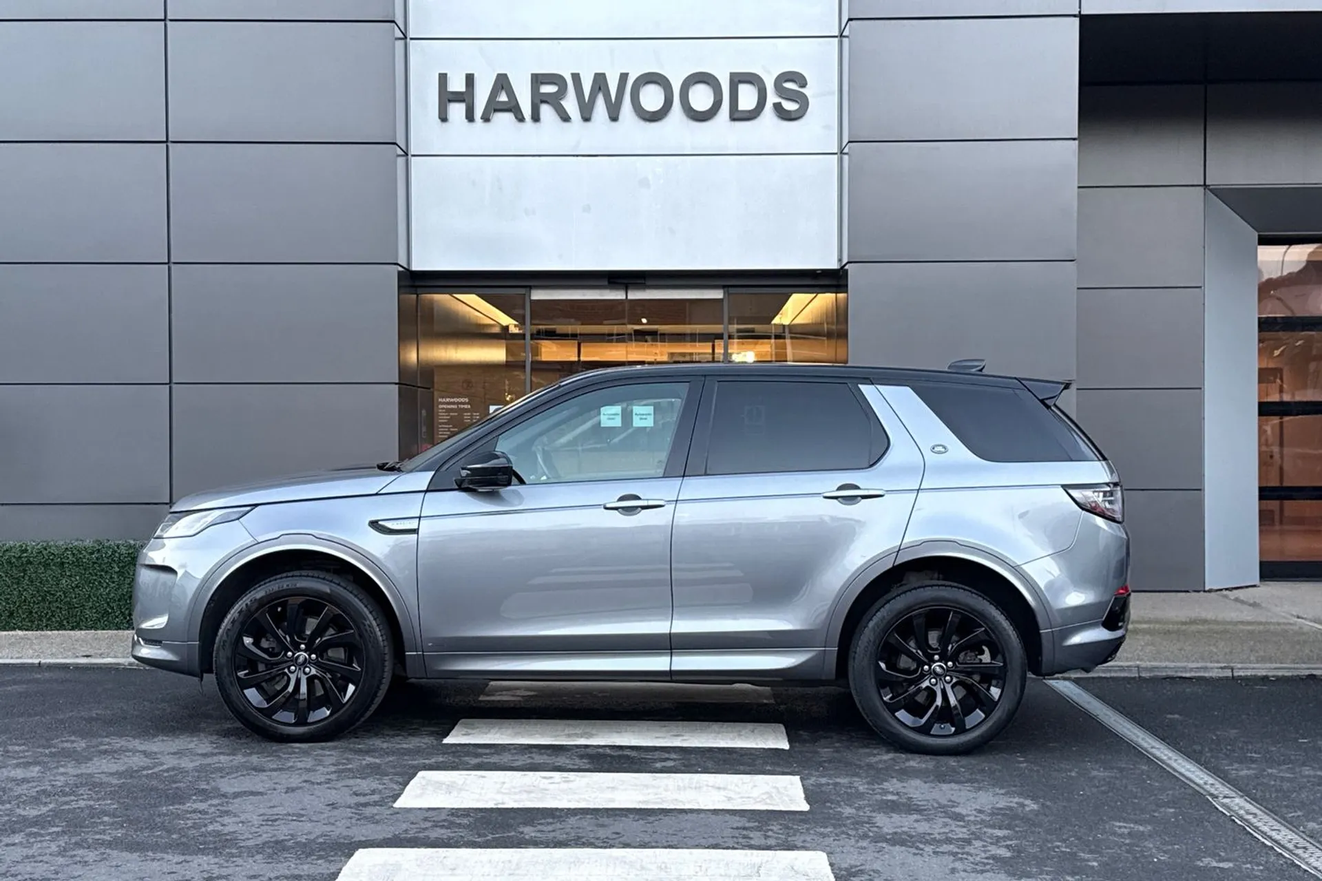 LAND ROVER DISCOVERY SPORT thumbnail image number 15