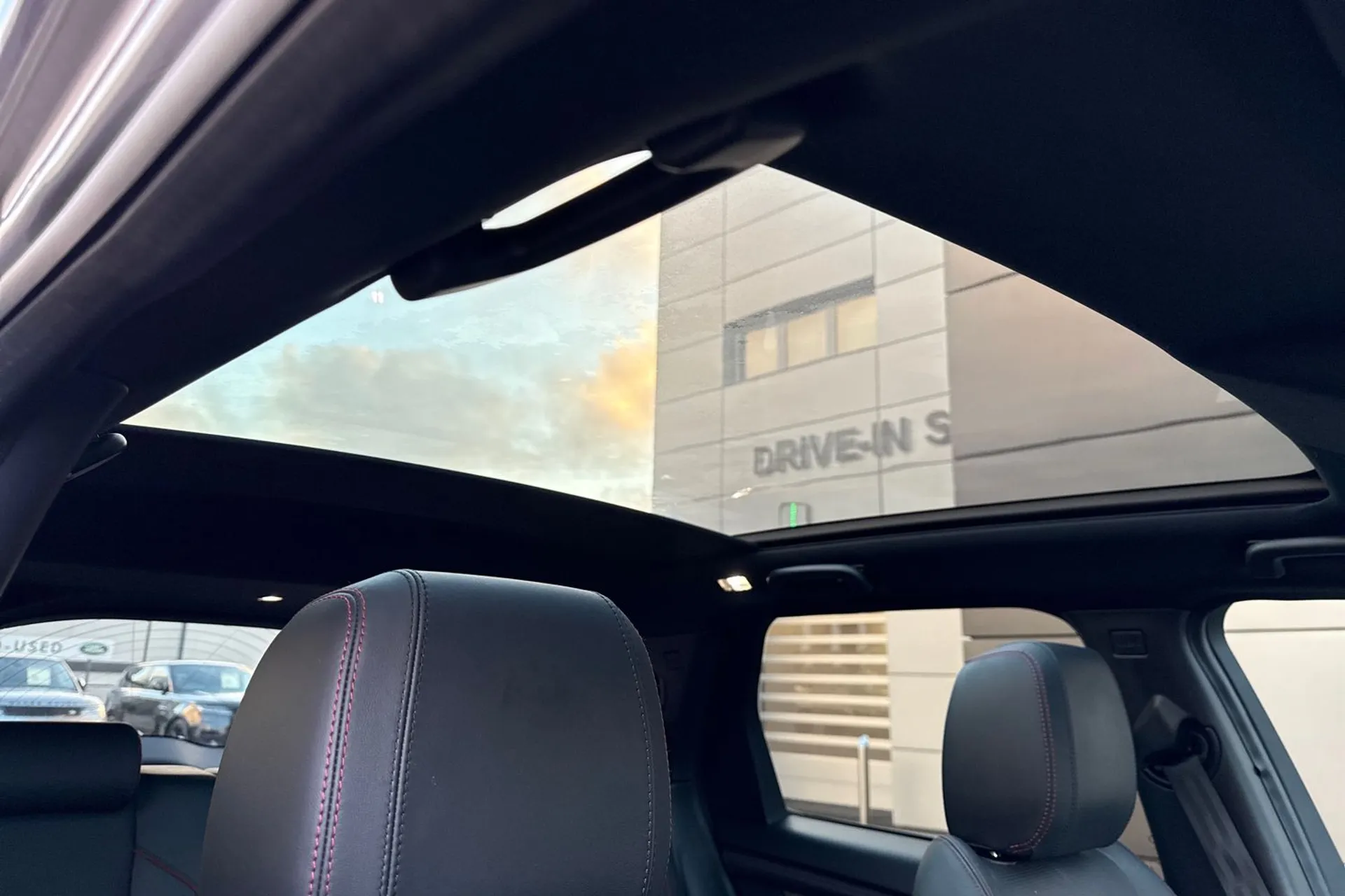 LAND ROVER DISCOVERY SPORT thumbnail image number 11