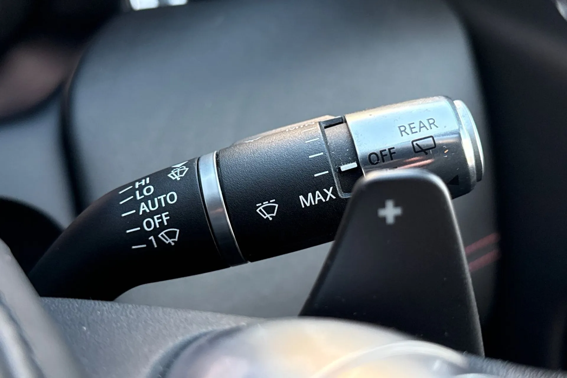 LAND ROVER DISCOVERY SPORT thumbnail image number 64