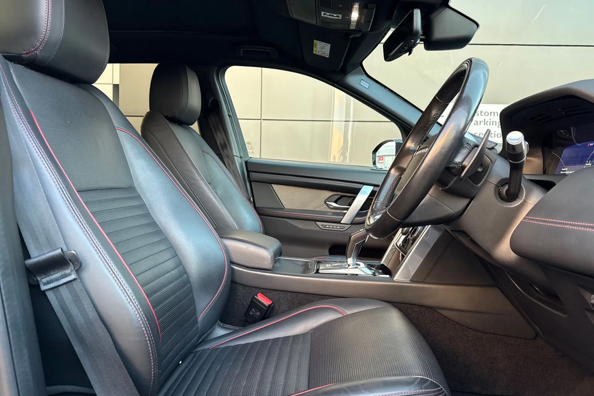 LAND ROVER DISCOVERY SPORT thumbnail image number 23