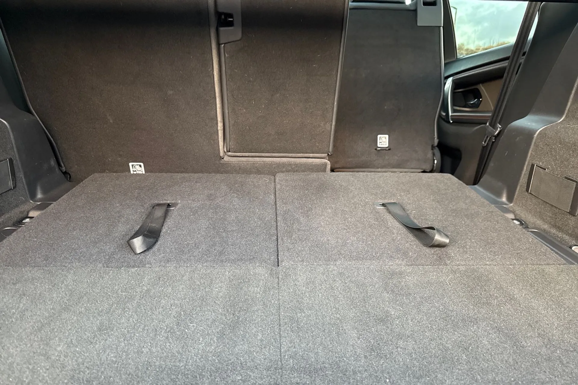 LAND ROVER DISCOVERY SPORT thumbnail image number 36