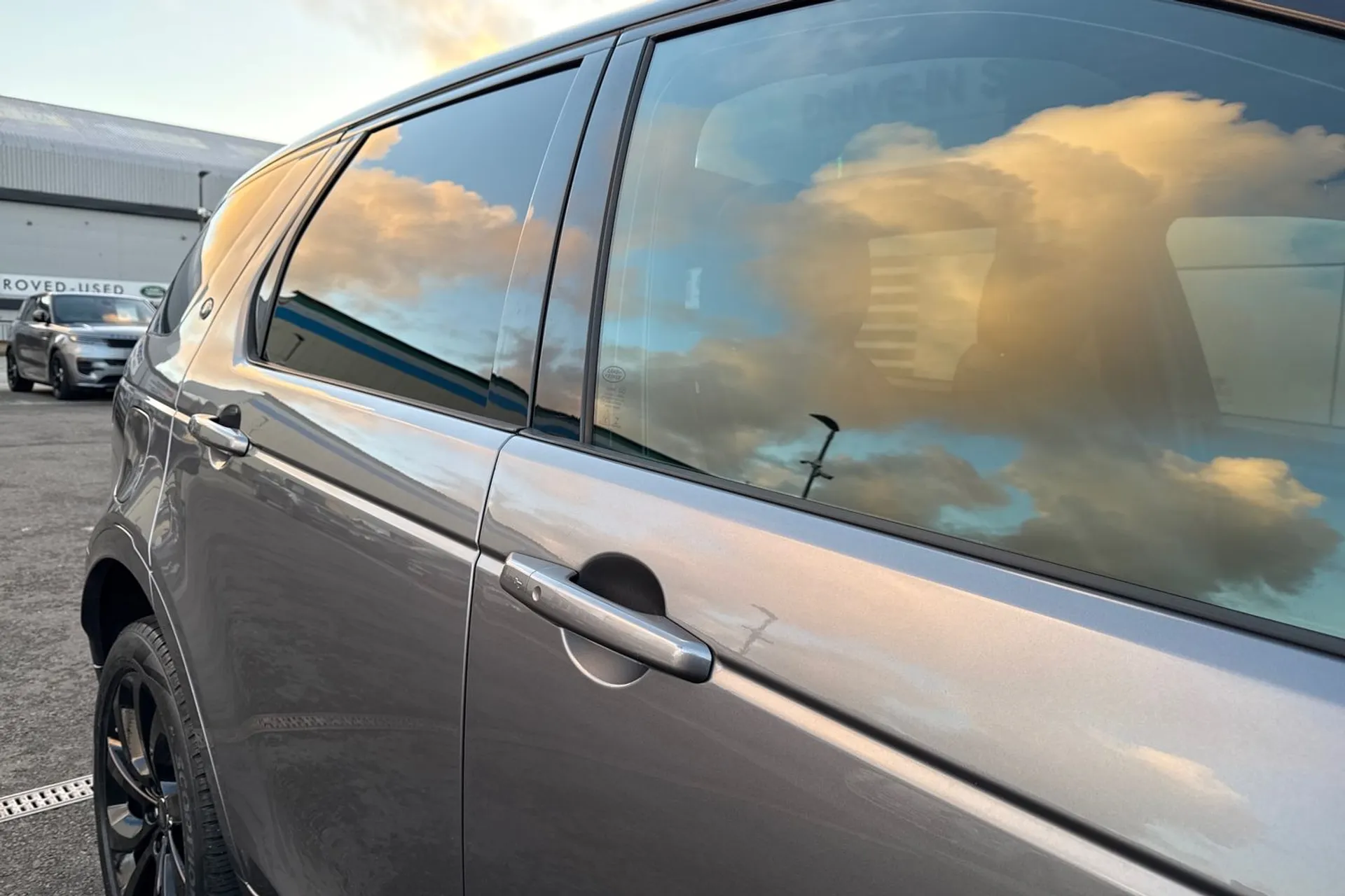 LAND ROVER DISCOVERY SPORT thumbnail image number 25