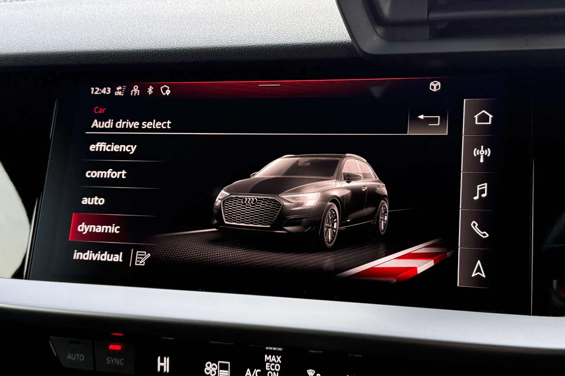 Audi A3 thumbnail image number 9