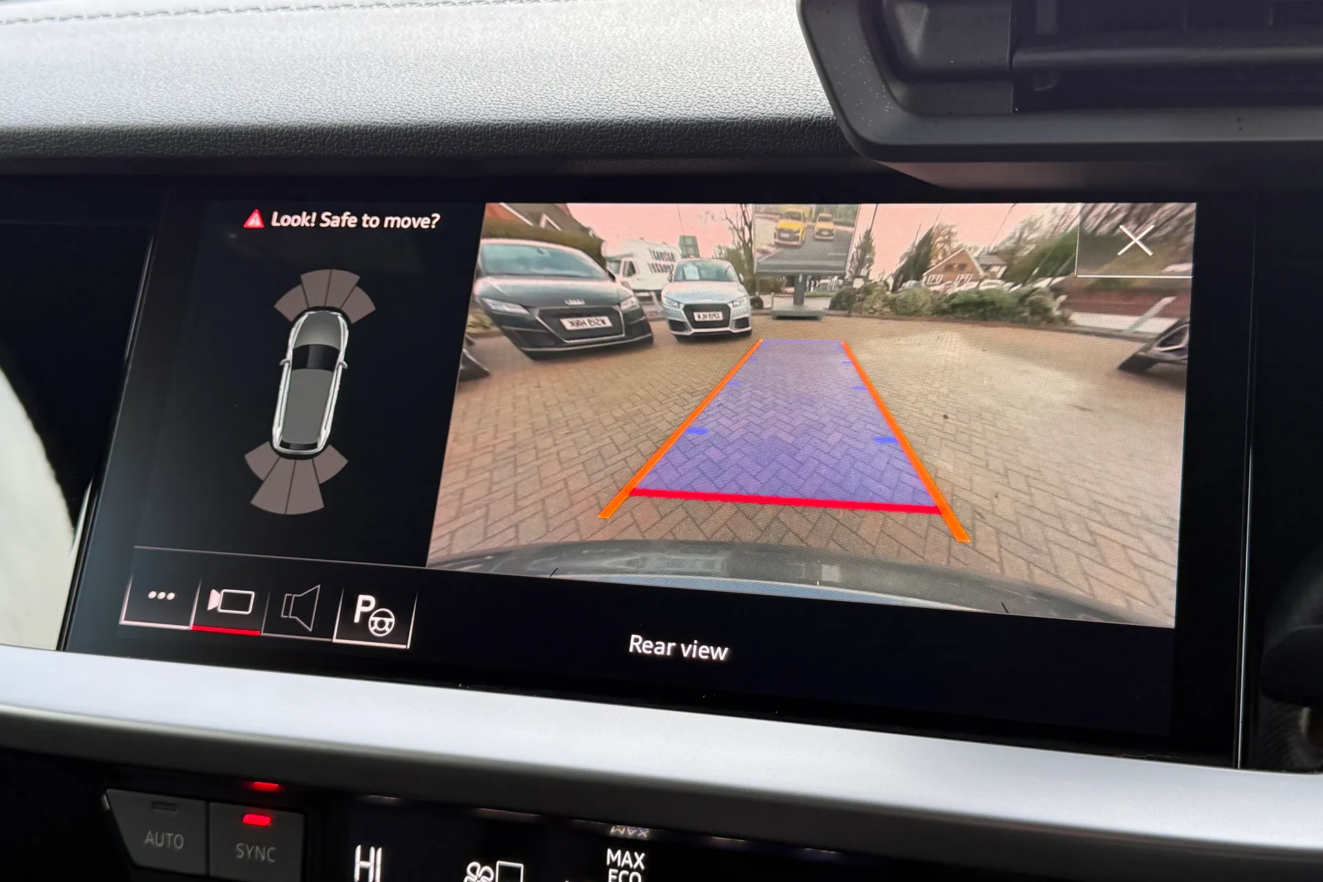 Audi A3 thumbnail image number 4