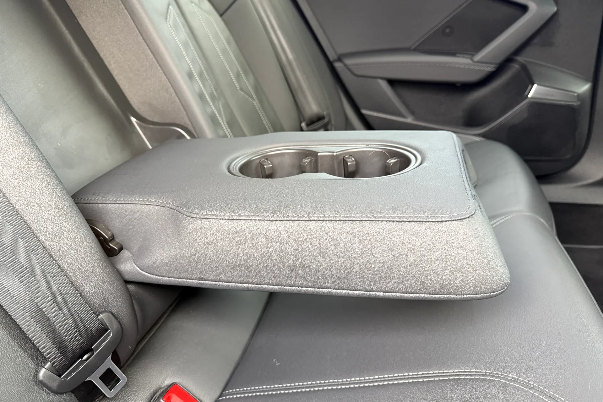 Audi A3 thumbnail image number 45