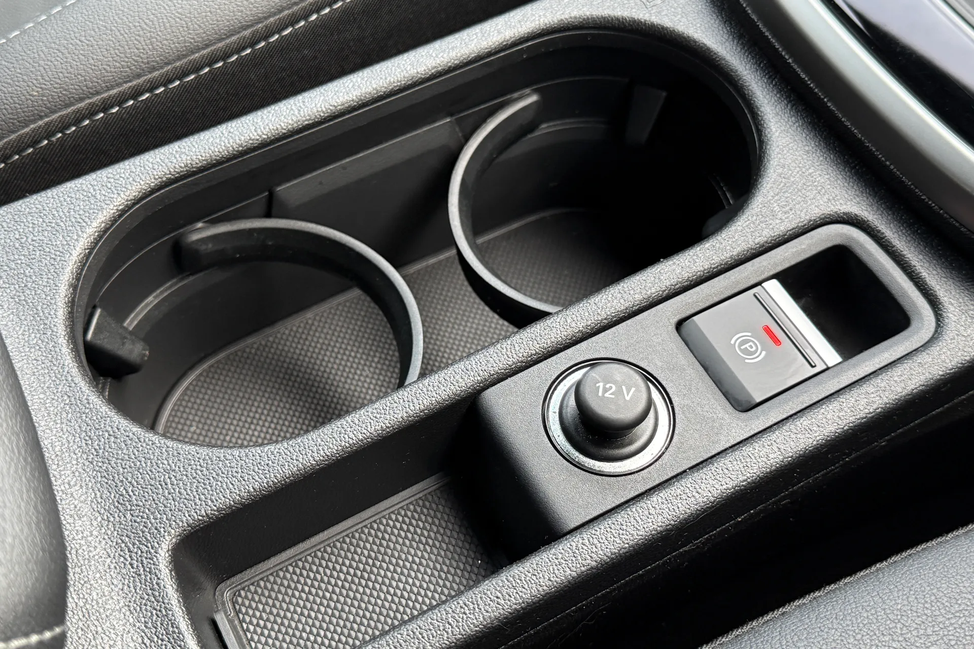 Audi A3 thumbnail image number 40