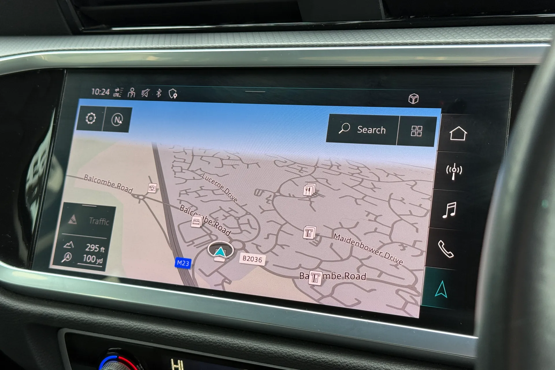 Audi Q3 thumbnail image number 4