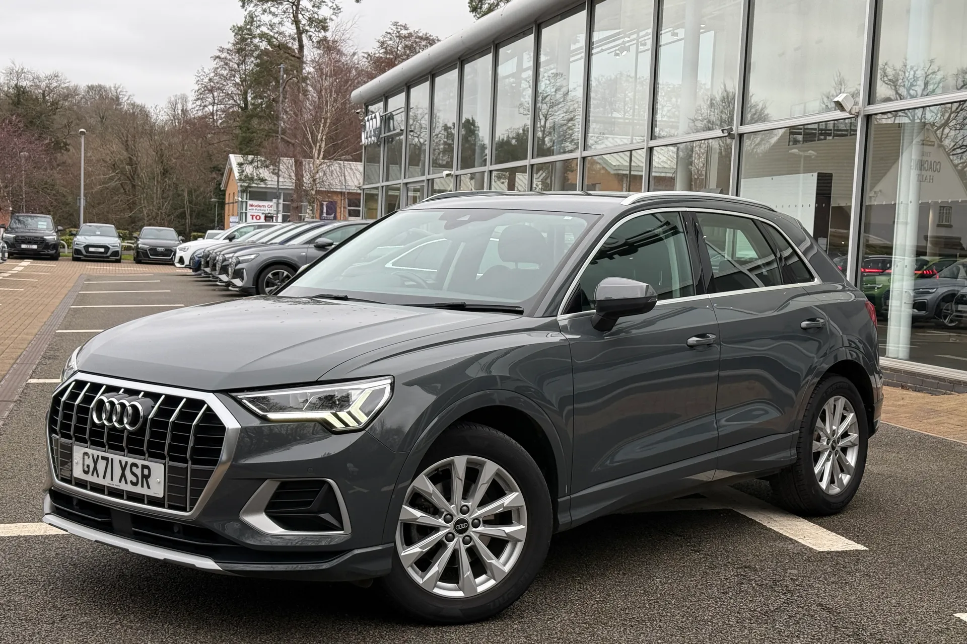 Audi Q3 thumbnail image number 50