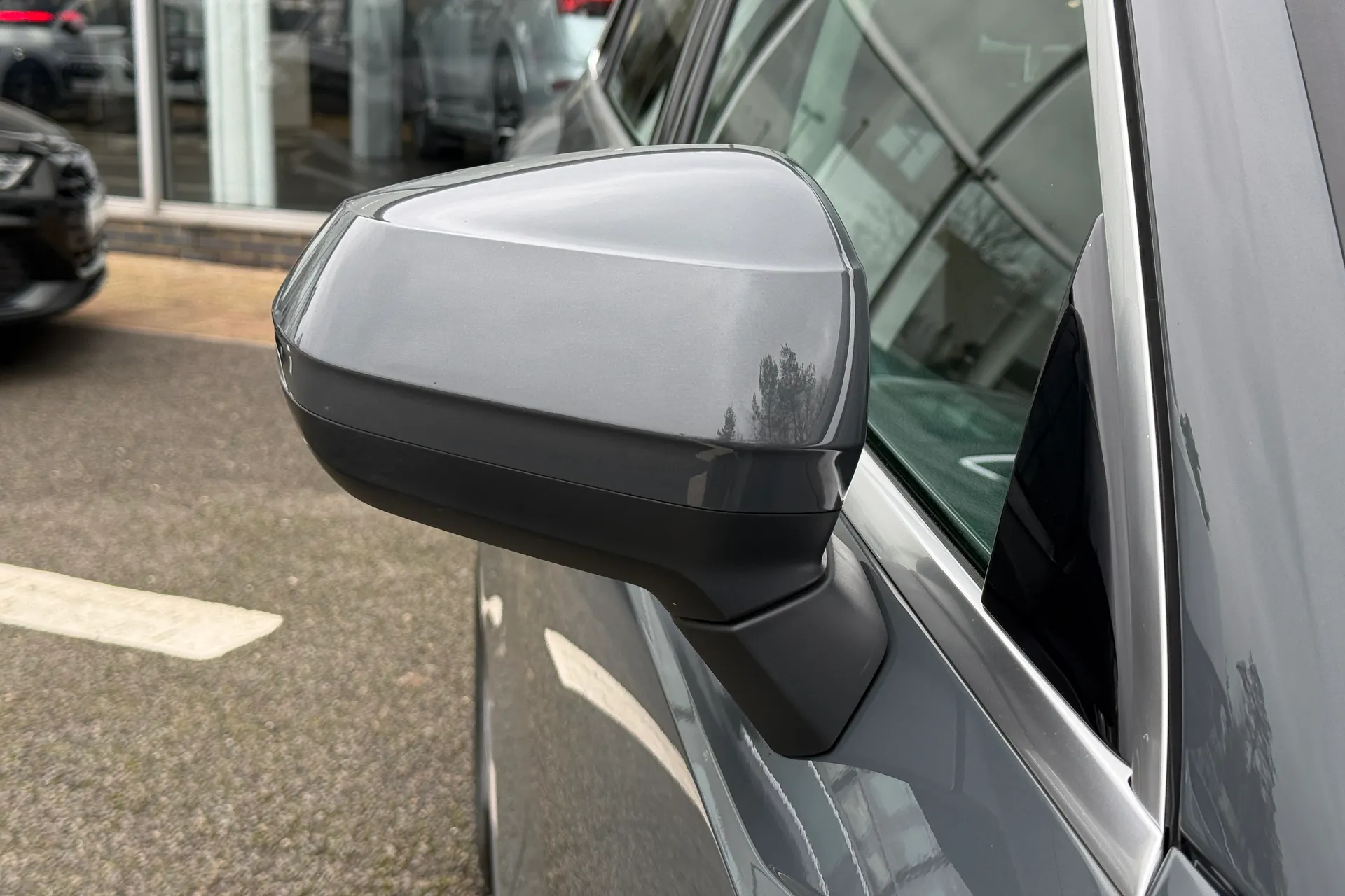 Audi Q3 thumbnail image number 8