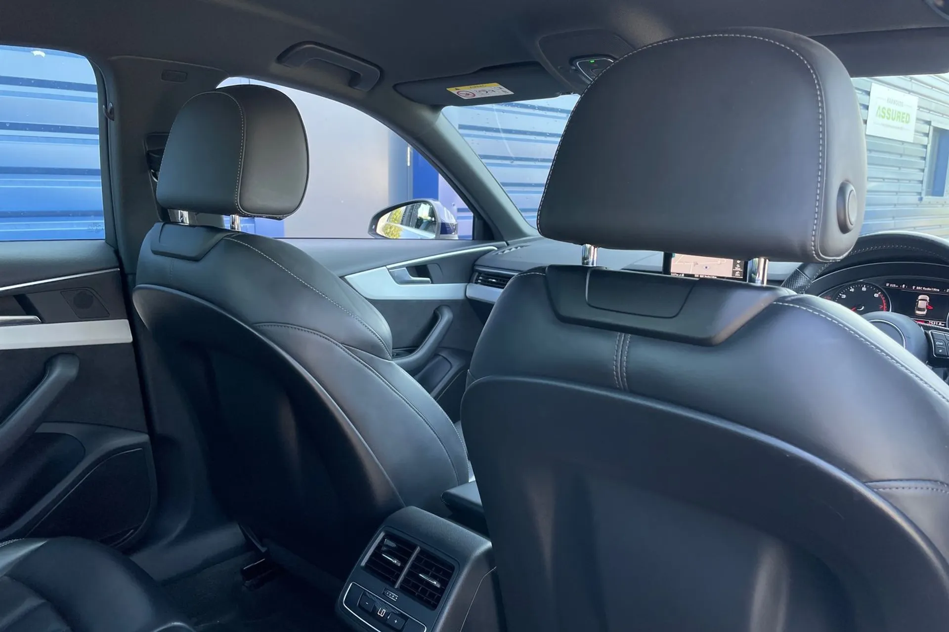 Audi A4 thumbnail image number 23