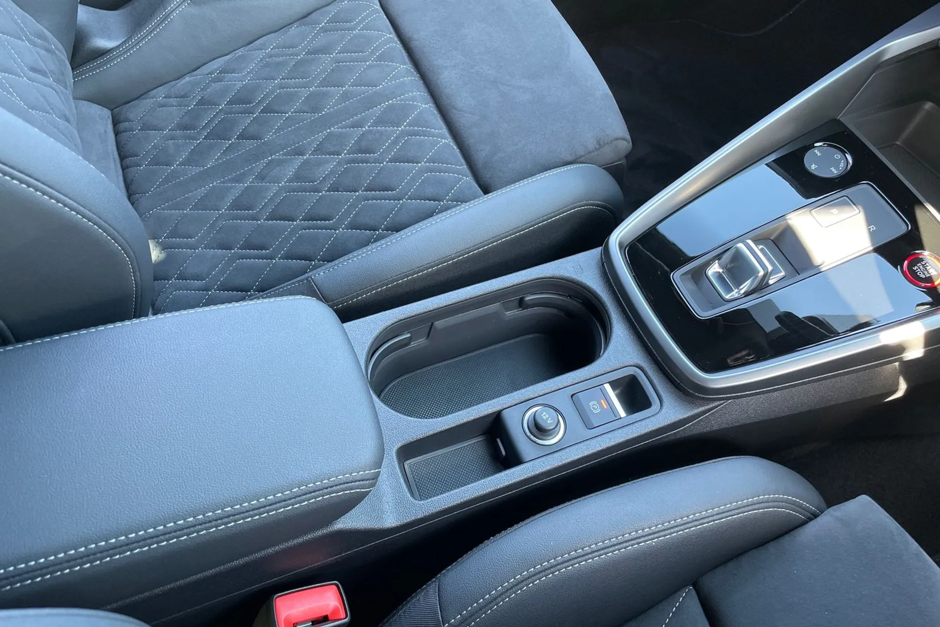 Audi A3 thumbnail image number 41