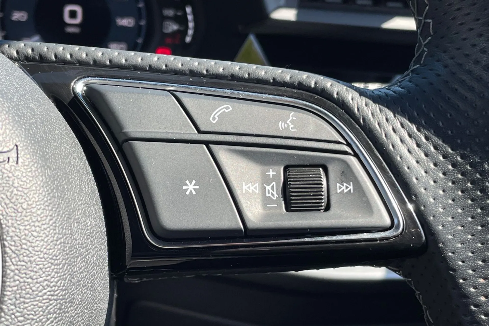 Audi A3 thumbnail image number 15