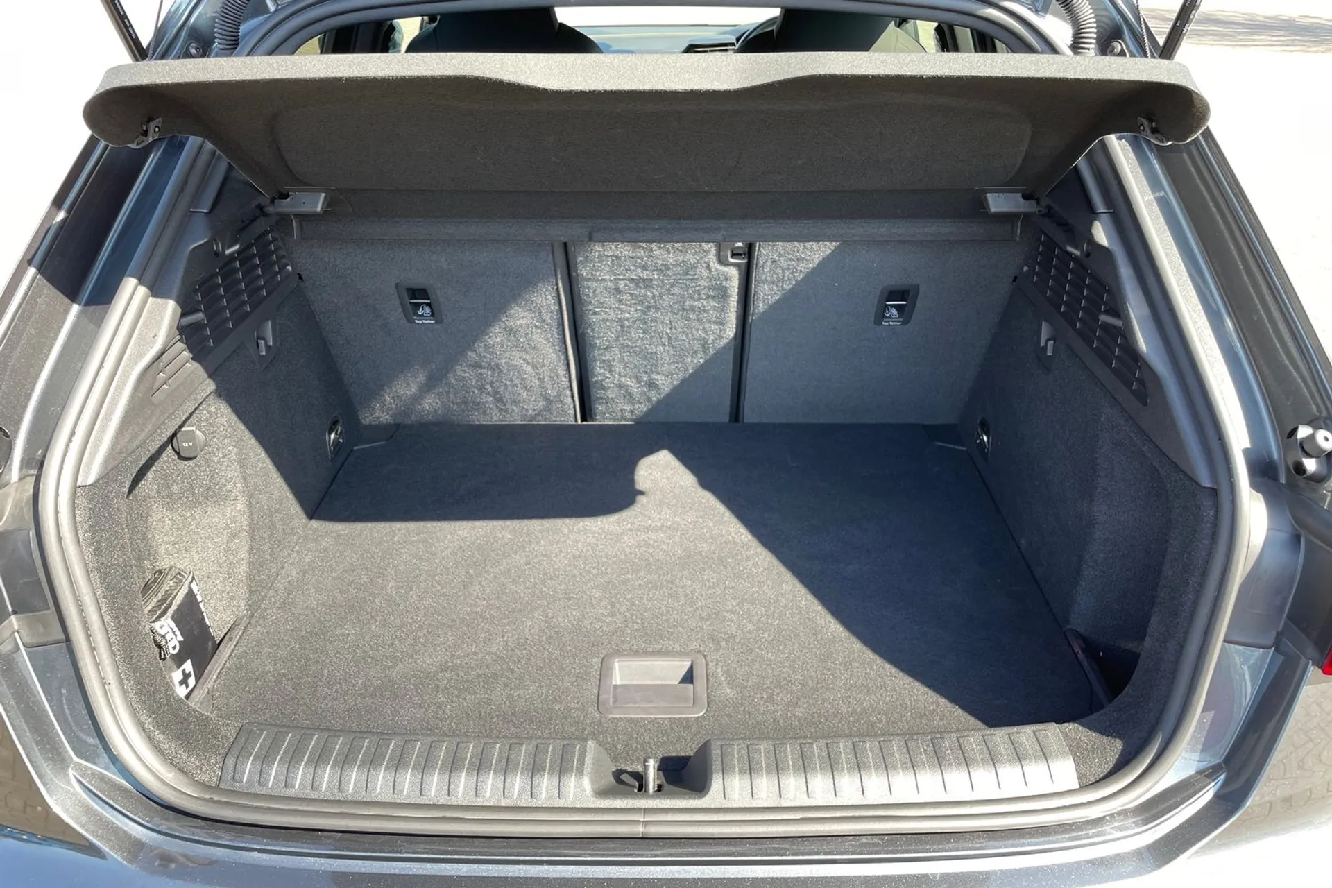 Audi A3 thumbnail image number 27