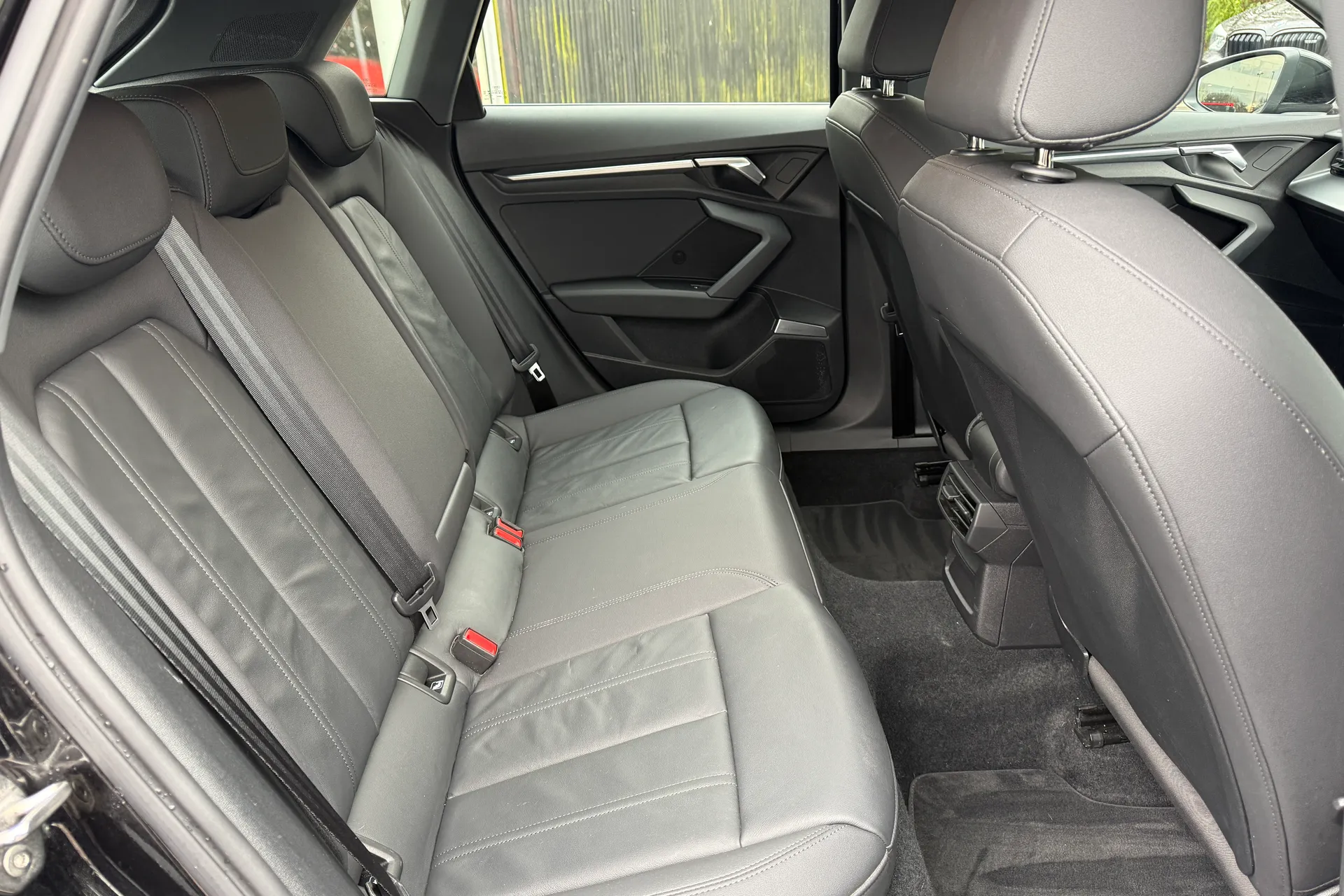 Audi A3 thumbnail image number 11