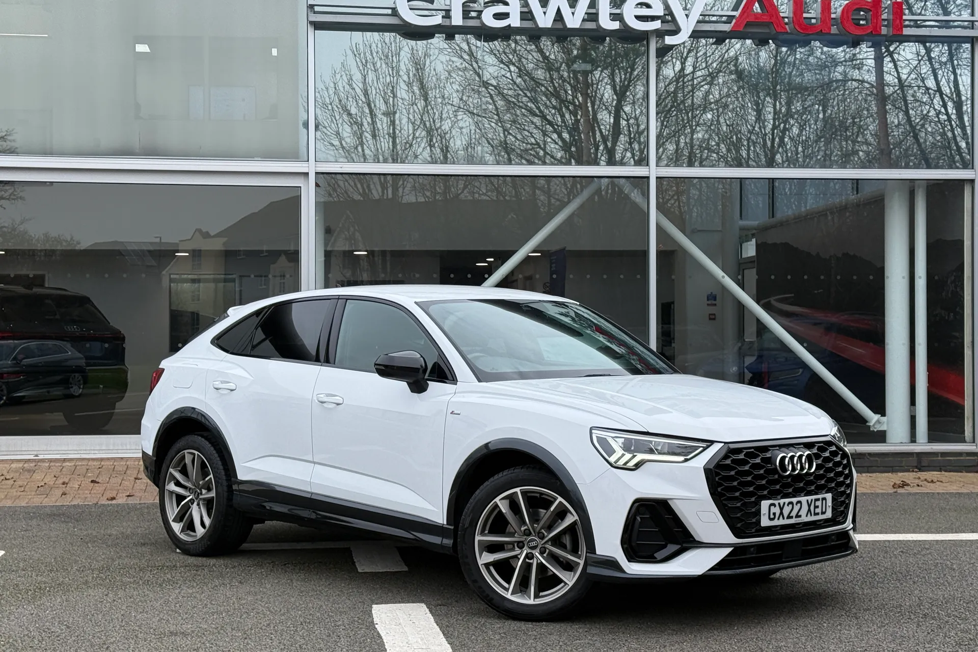 Audi Q3 focused image