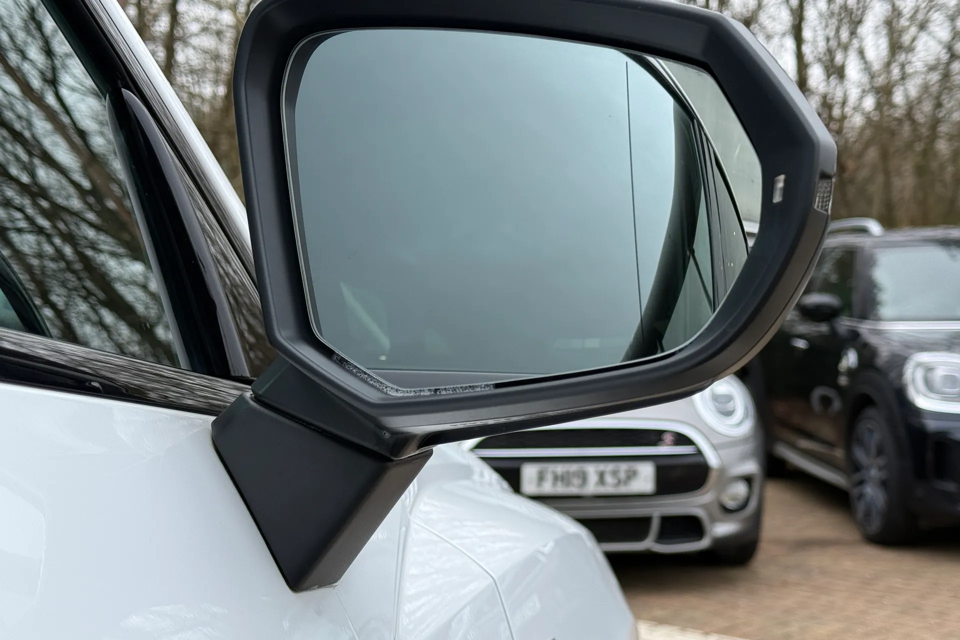 Audi Q3 thumbnail image number 60