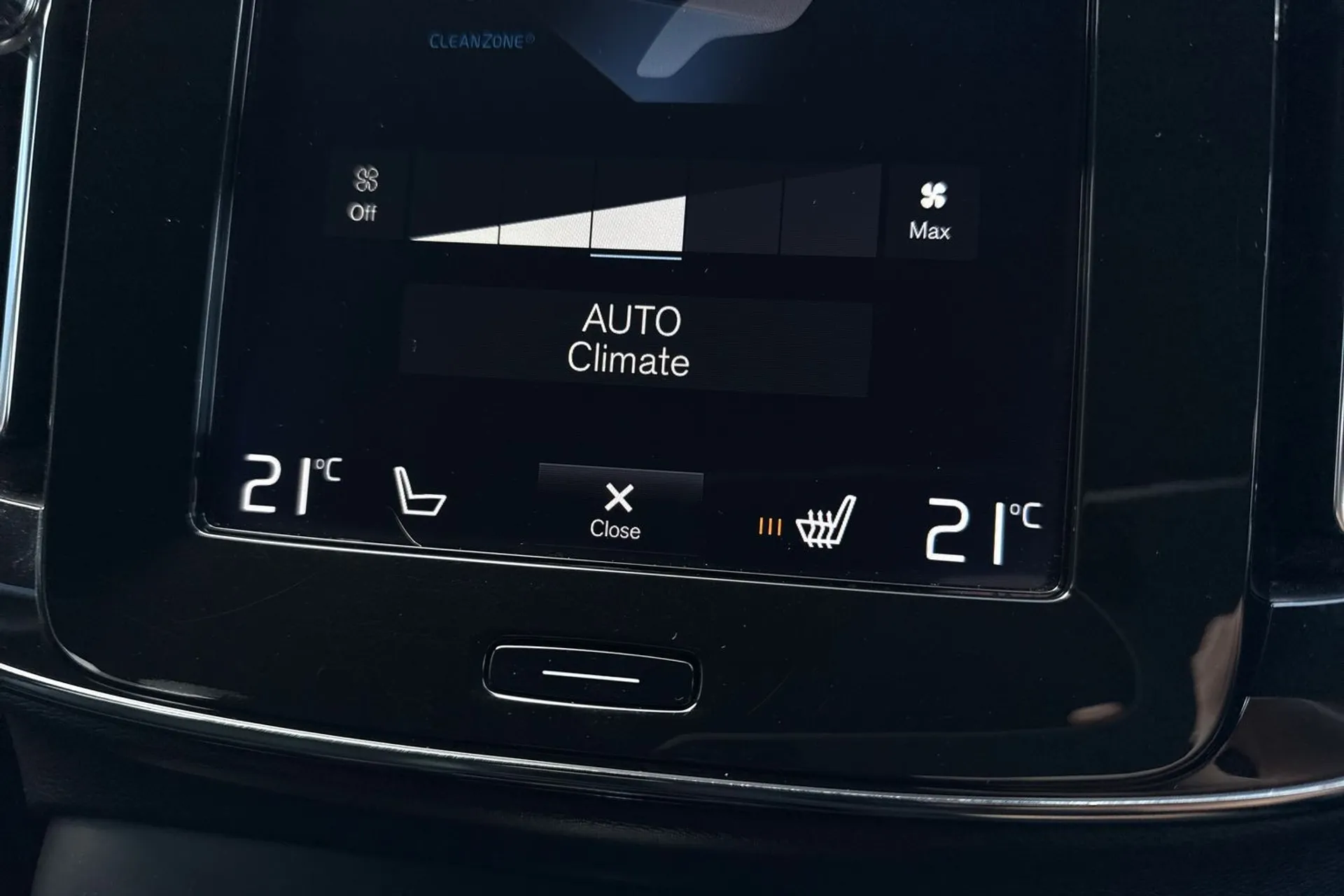 Volvo XC40 thumbnail image number 39