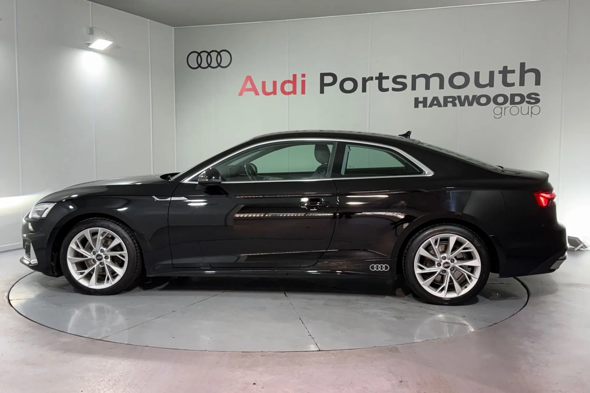 Audi A5 thumbnail image number 12