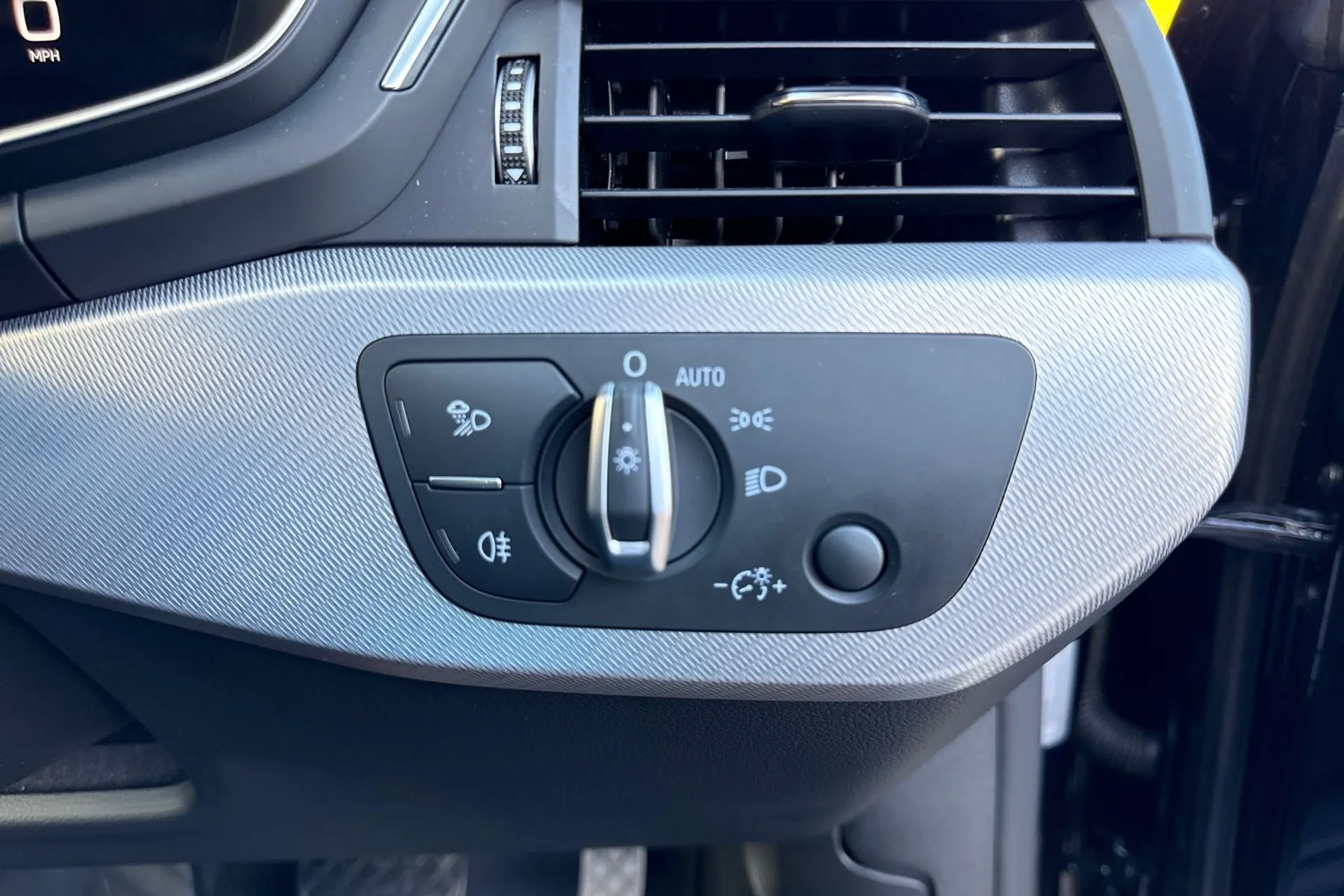 Audi A5 thumbnail image number 49