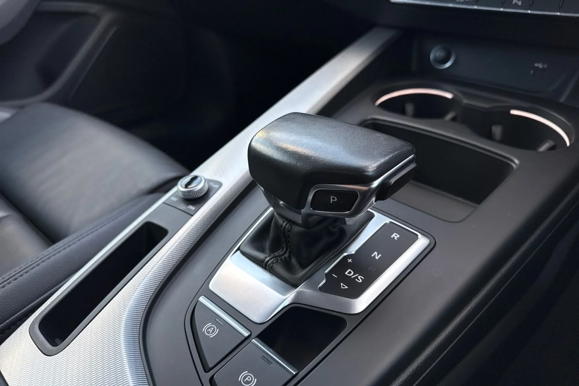 Audi A5 thumbnail image number 33