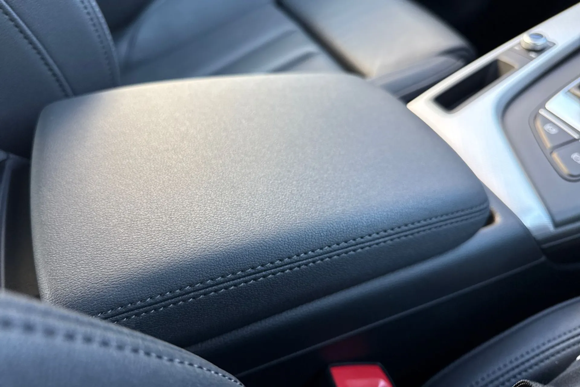 Audi A5 thumbnail image number 46