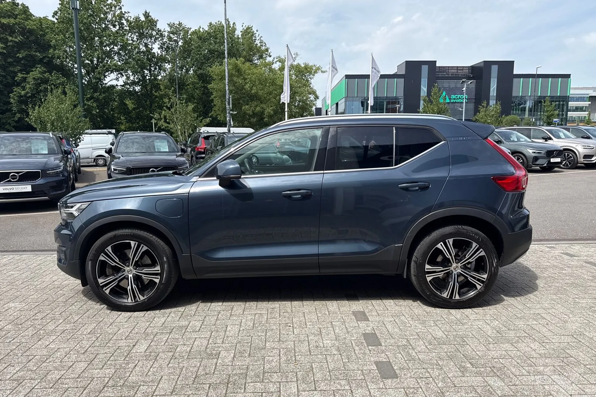 Volvo XC40 thumbnail image number 11