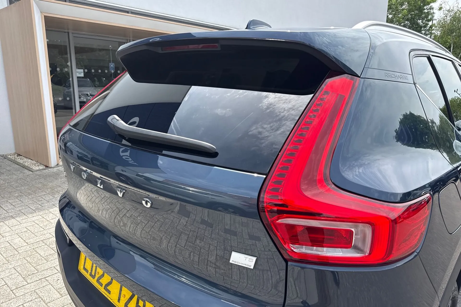 Volvo XC40 thumbnail image number 16