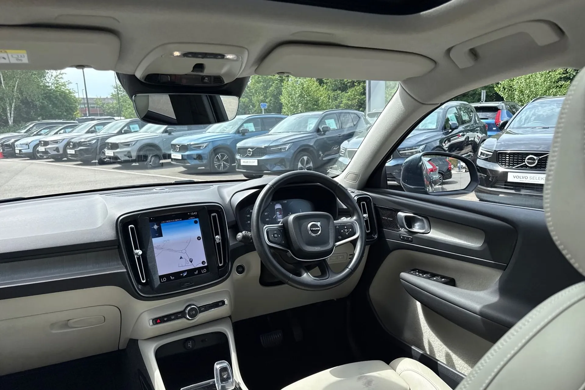Volvo XC40 thumbnail image number 33