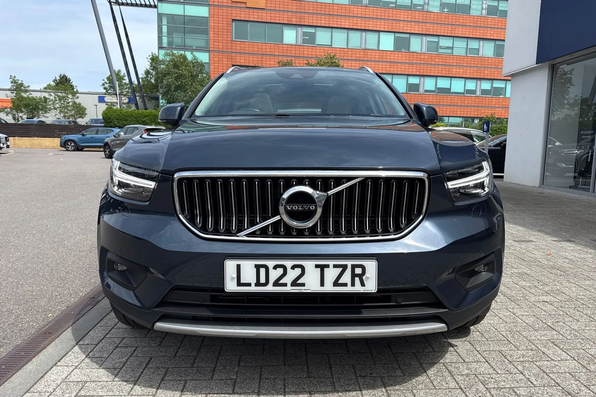 Volvo XC40 thumbnail image number 13