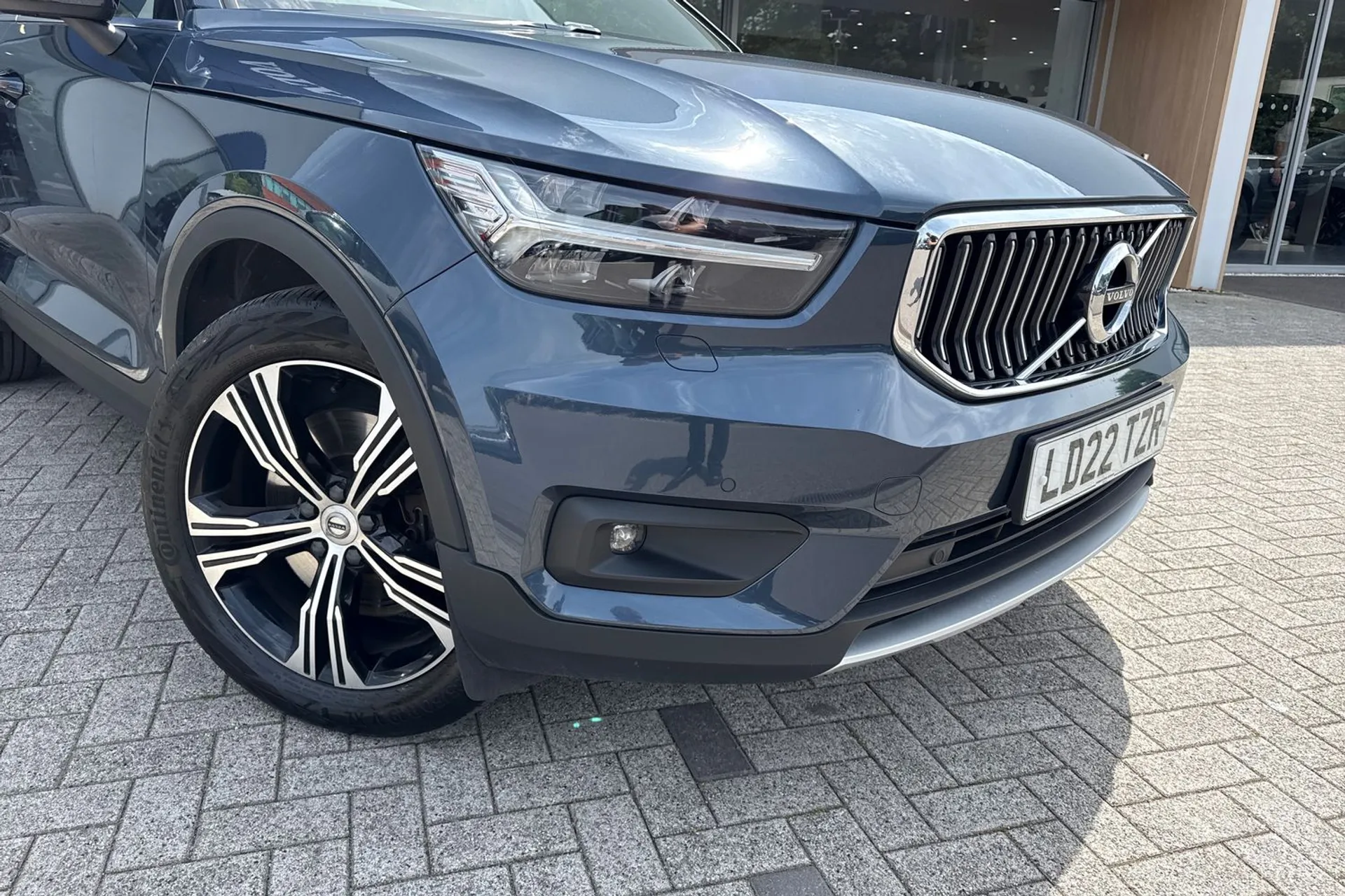Volvo XC40 thumbnail image number 7
