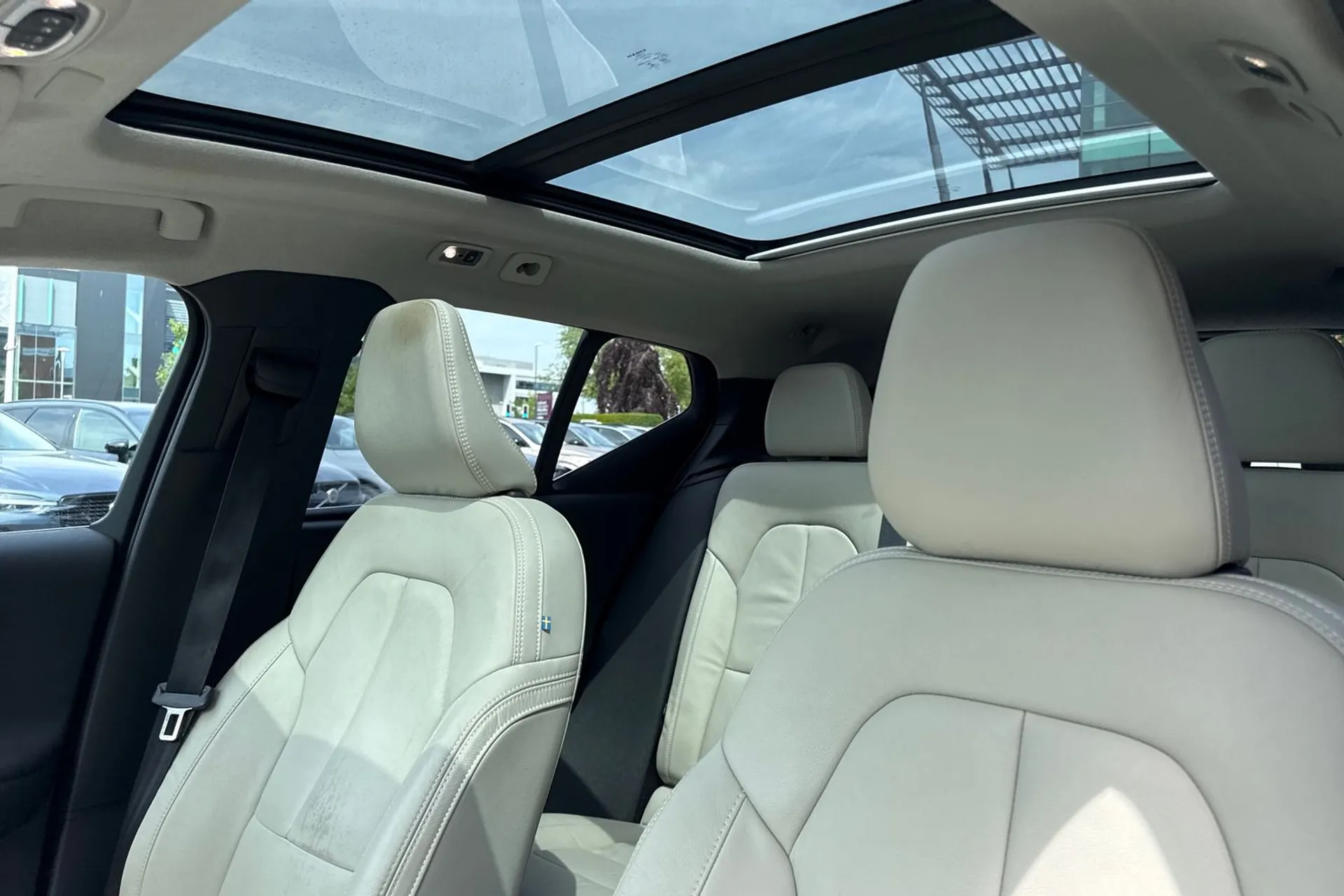 Volvo XC40 thumbnail image number 29
