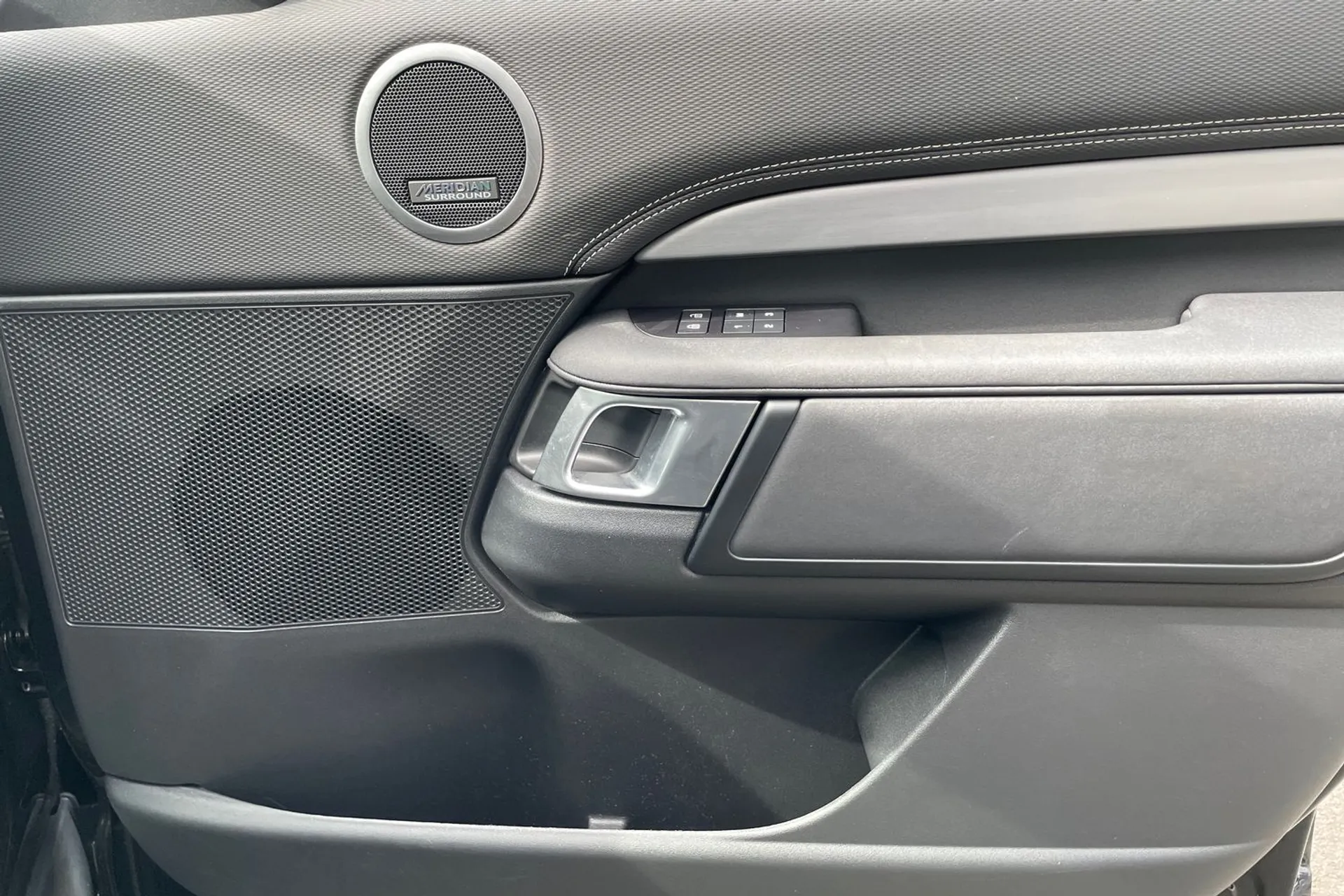 LAND ROVER DISCOVERY thumbnail image number 53