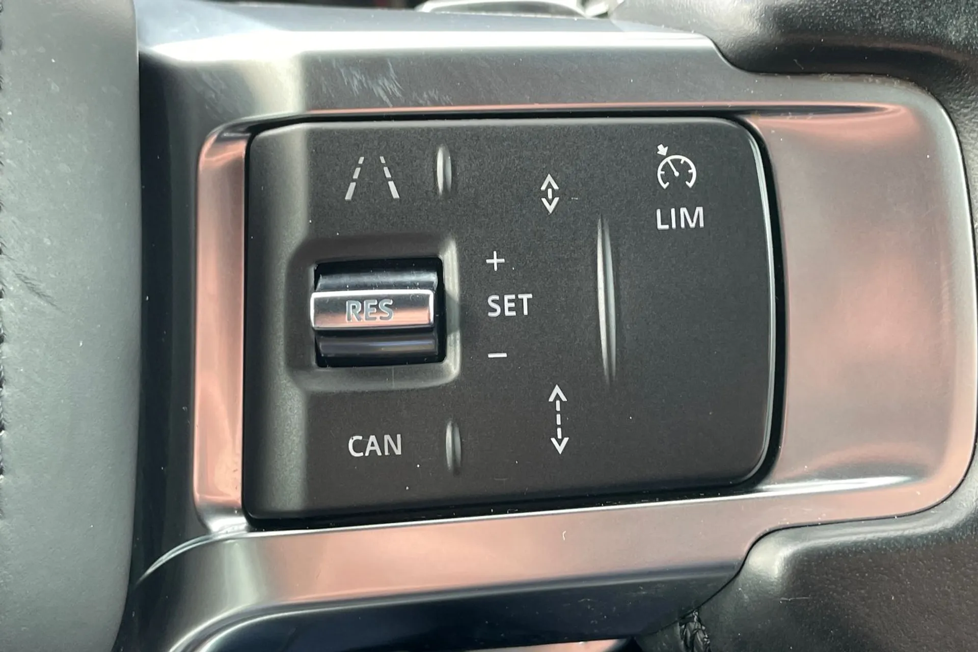 LAND ROVER DISCOVERY thumbnail image number 25
