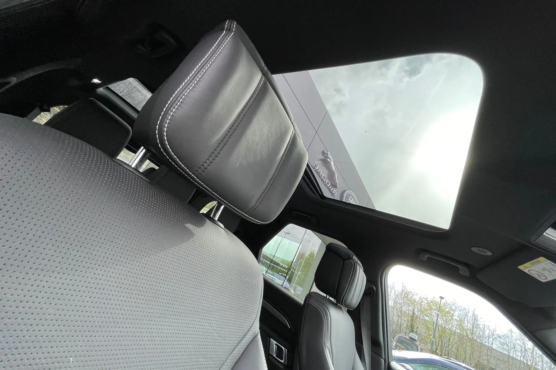 LAND ROVER DISCOVERY thumbnail image number 32