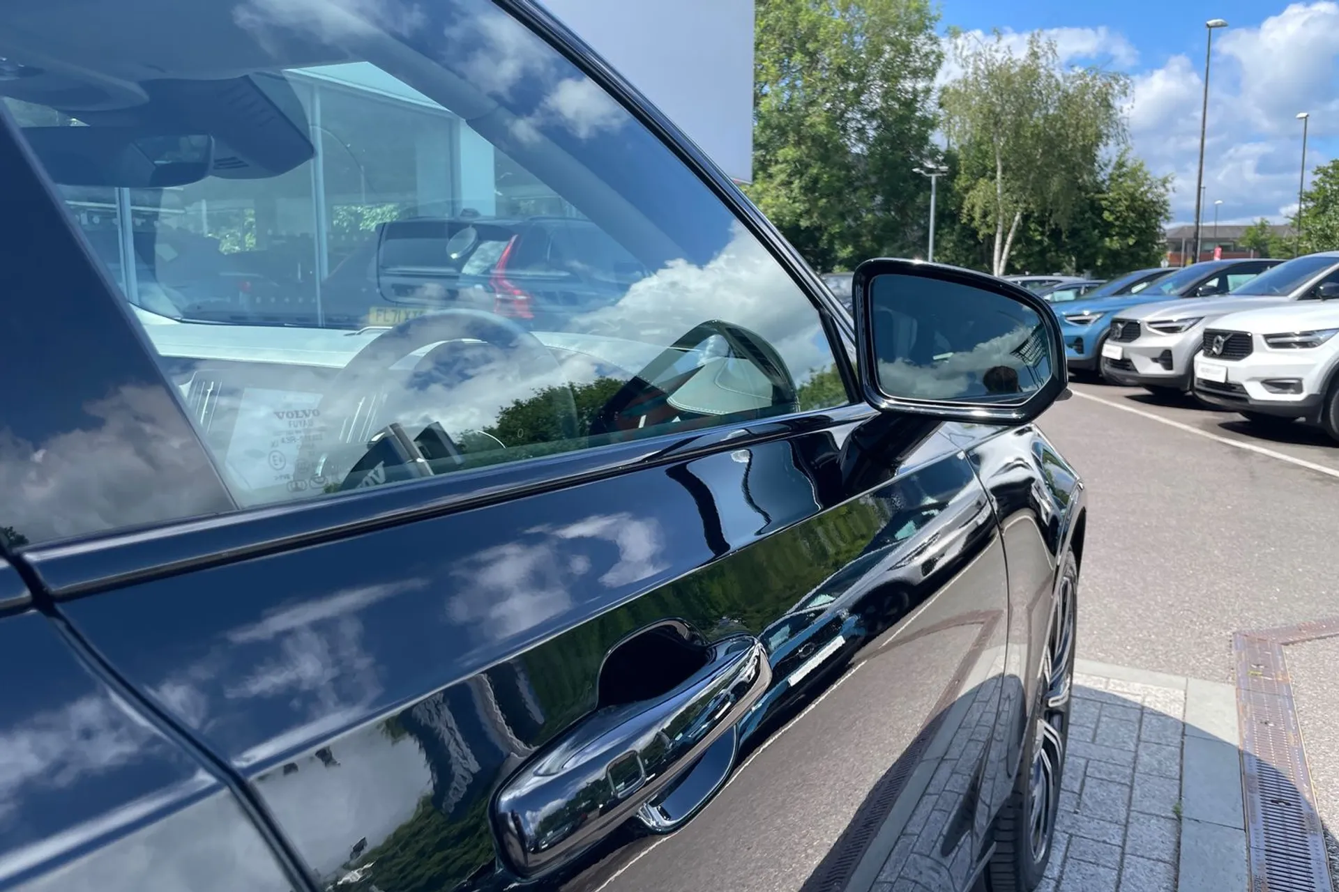 Volvo S90 thumbnail image number 16