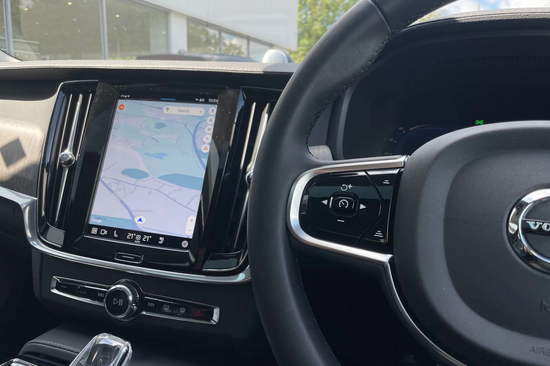 Volvo S90 thumbnail image number 36