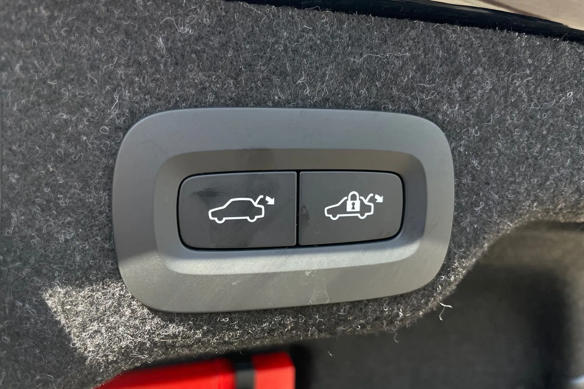 Volvo S90 thumbnail image number 20