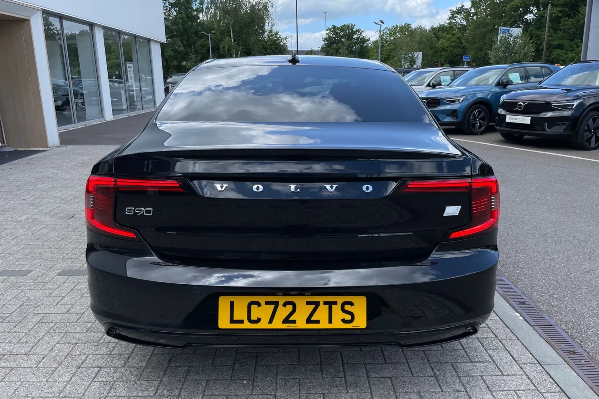 Volvo S90 thumbnail image number 8