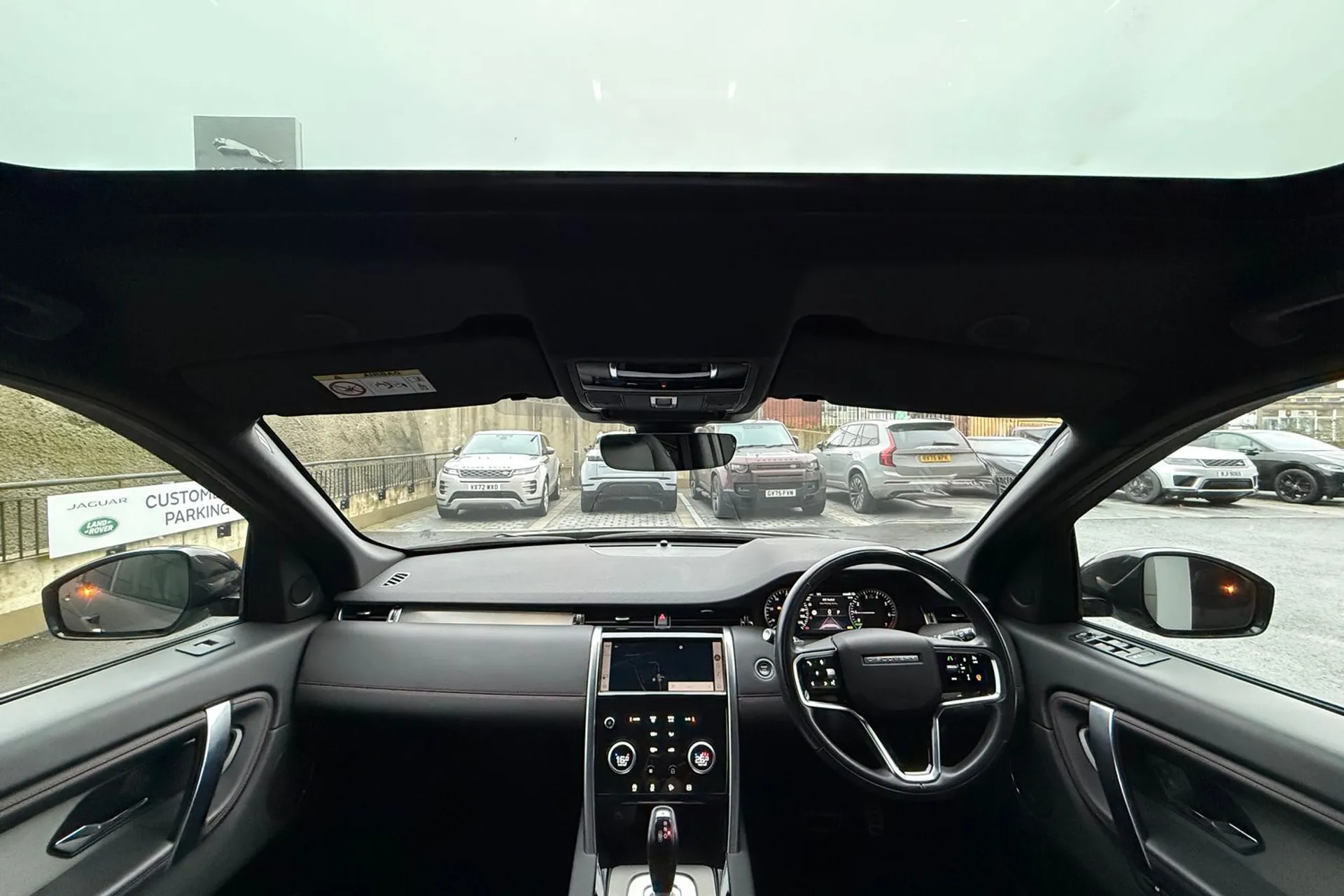 LAND ROVER DISCOVERY SPORT thumbnail image number 3