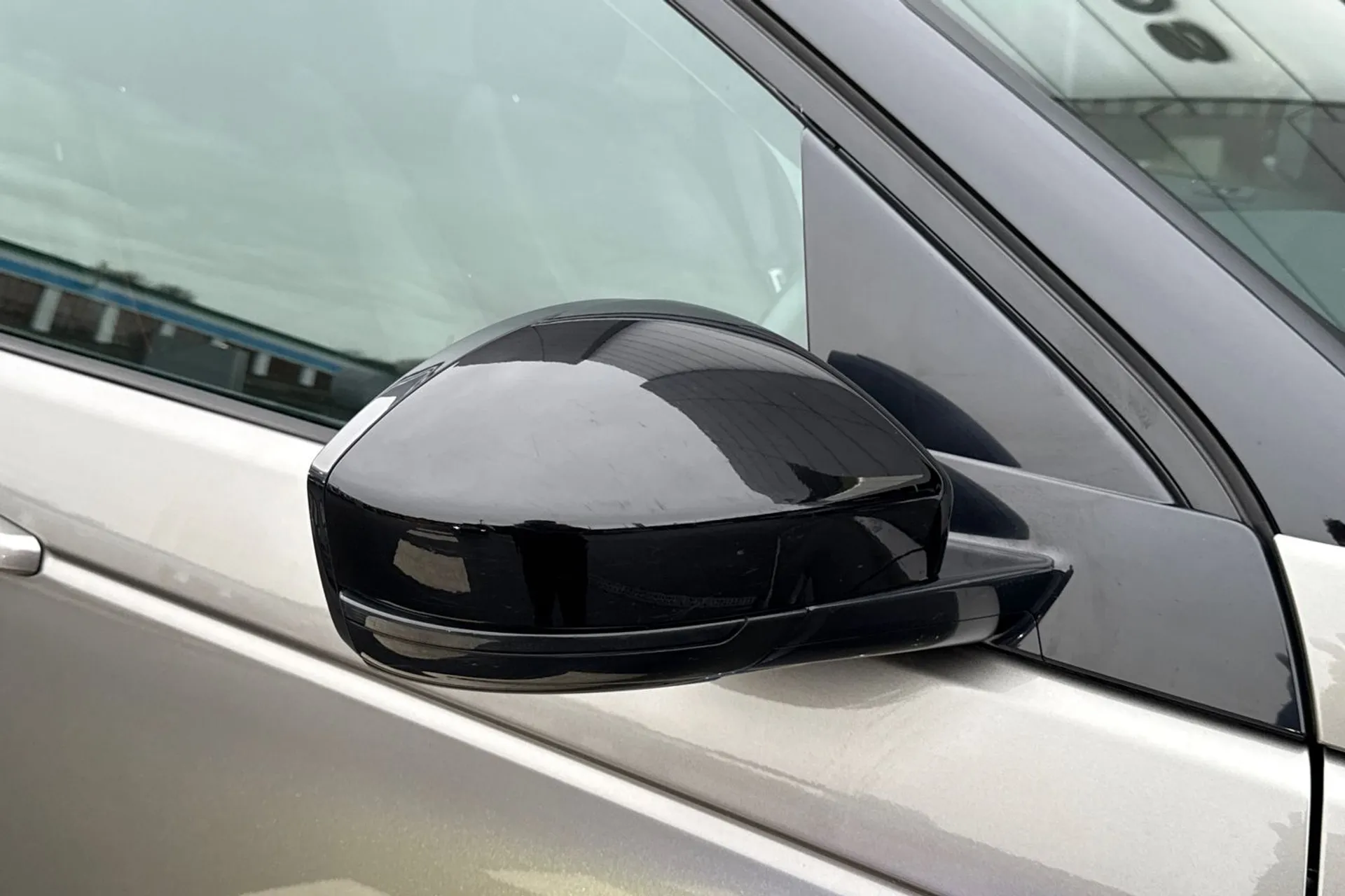 LAND ROVER DISCOVERY SPORT thumbnail image number 30