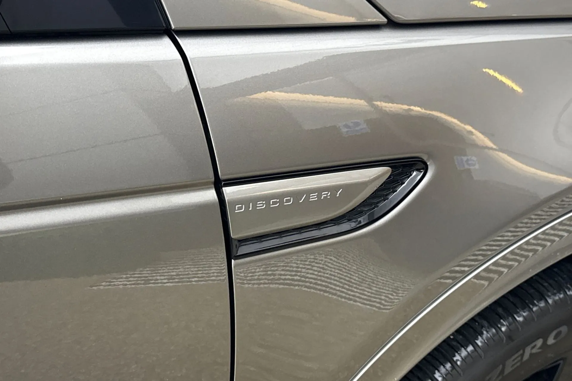 LAND ROVER DISCOVERY SPORT thumbnail image number 31