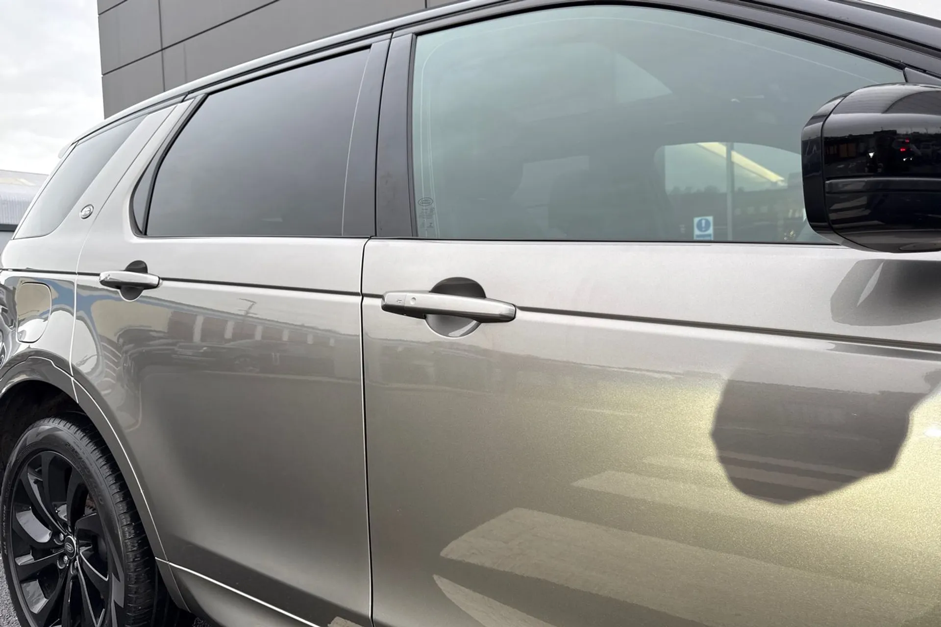 LAND ROVER DISCOVERY SPORT thumbnail image number 28