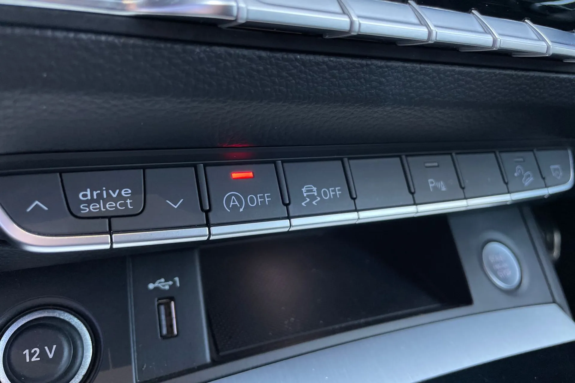 Audi Q5 thumbnail image number 16