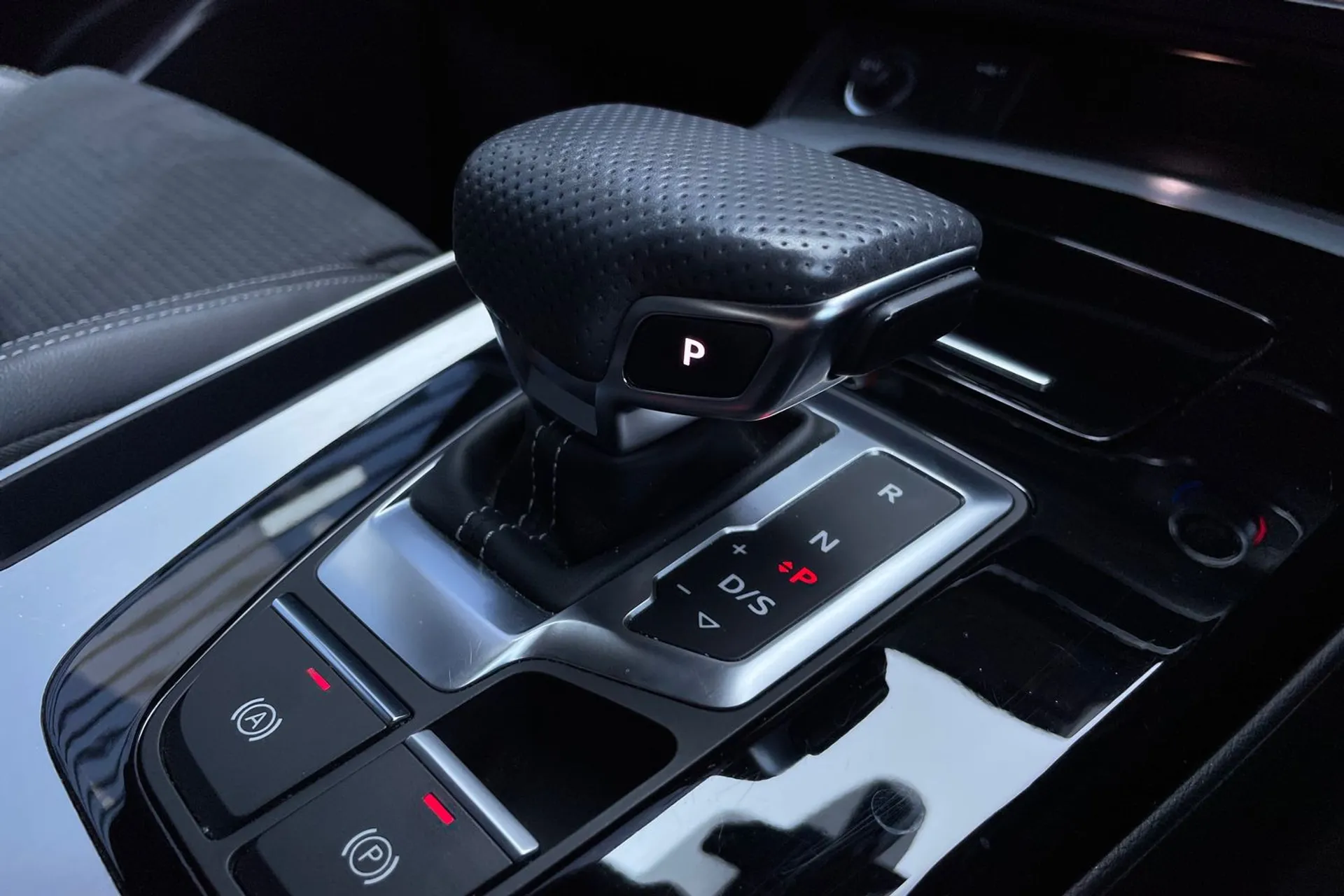 Audi Q5 thumbnail image number 46