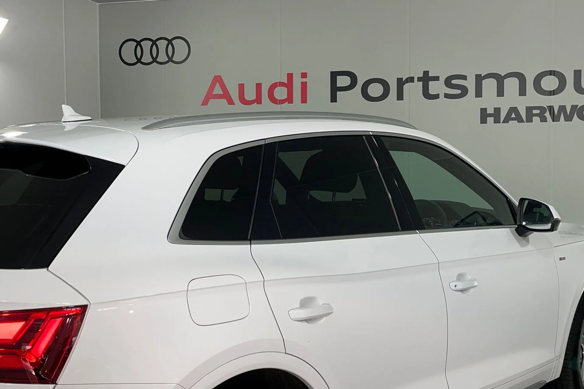Audi Q5 thumbnail image number 13